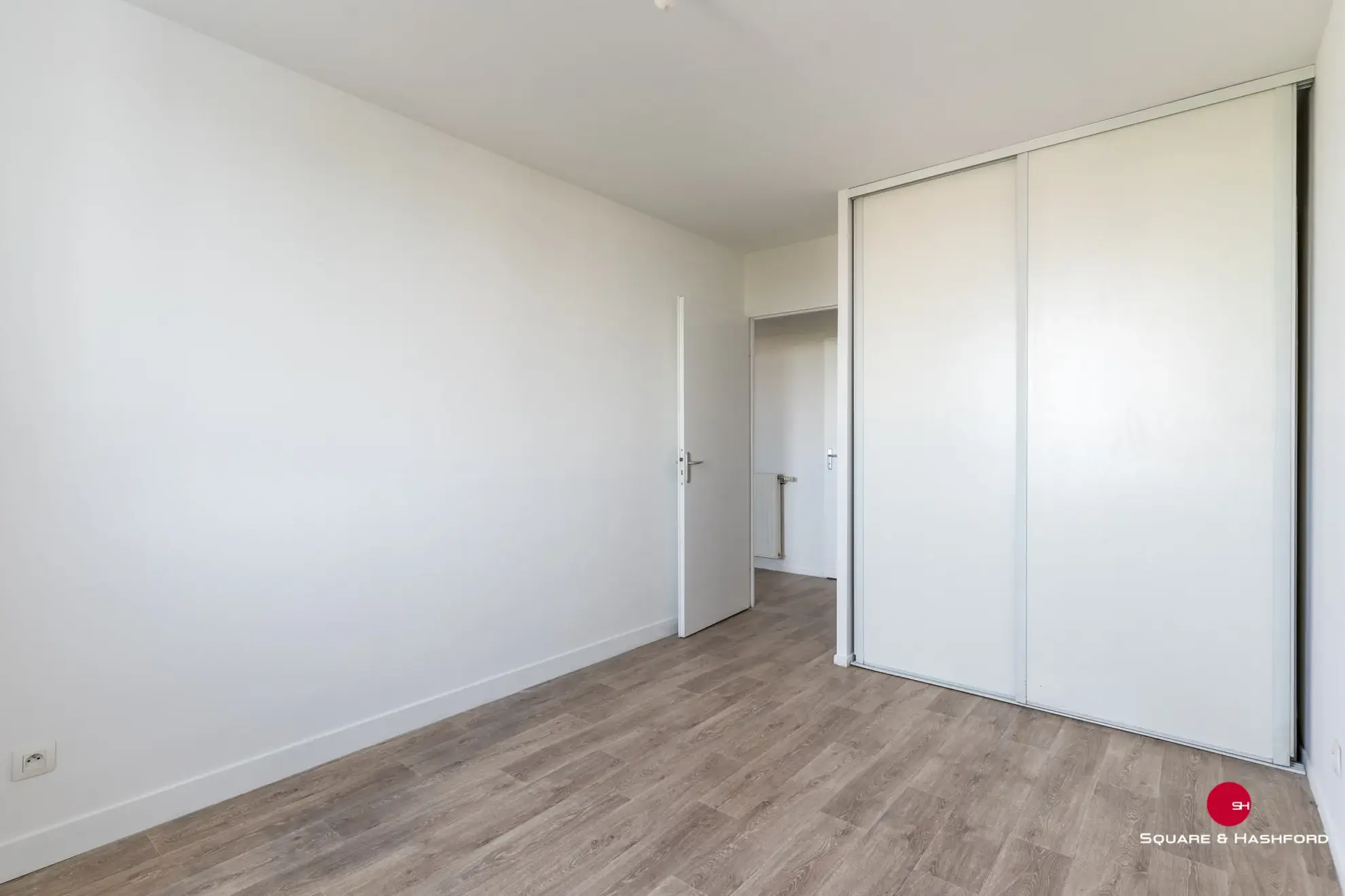 Appartement T3 avec terrasse et parking à Cenon Centre 