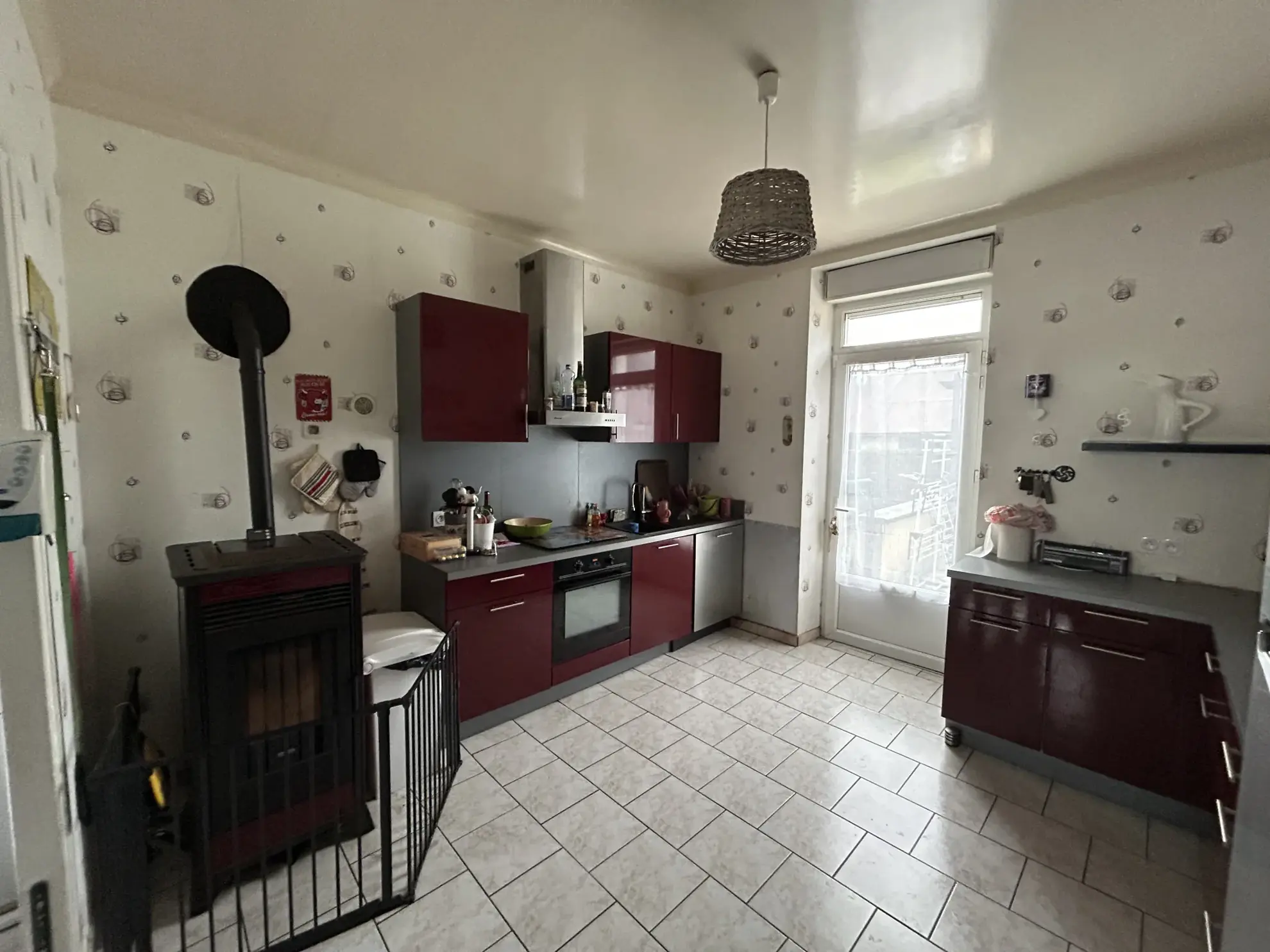 Maison à Saint Priest de Gimel en Corrèze avec piscine et 4 chambres 