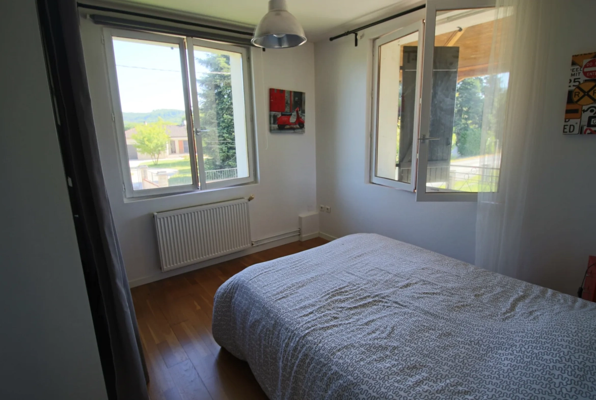 Charmante maison contemporaine à vendre près de Puy-l'Évêque 