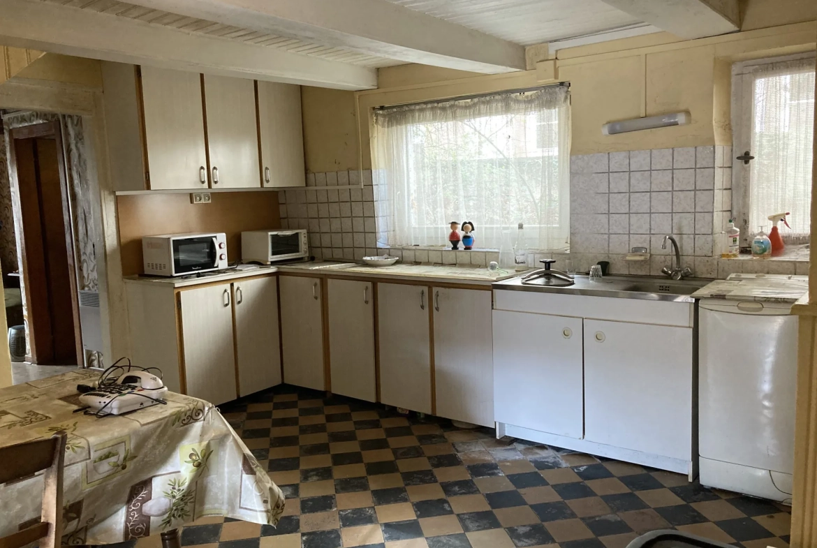 Magnifique corps de ferme alsacien avec grand terrain à Ebersheim 