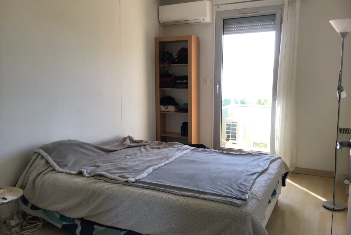 Appartement 2 pièces avec terrasse, garage et cave à Grasse - Vue sur Plascassier 