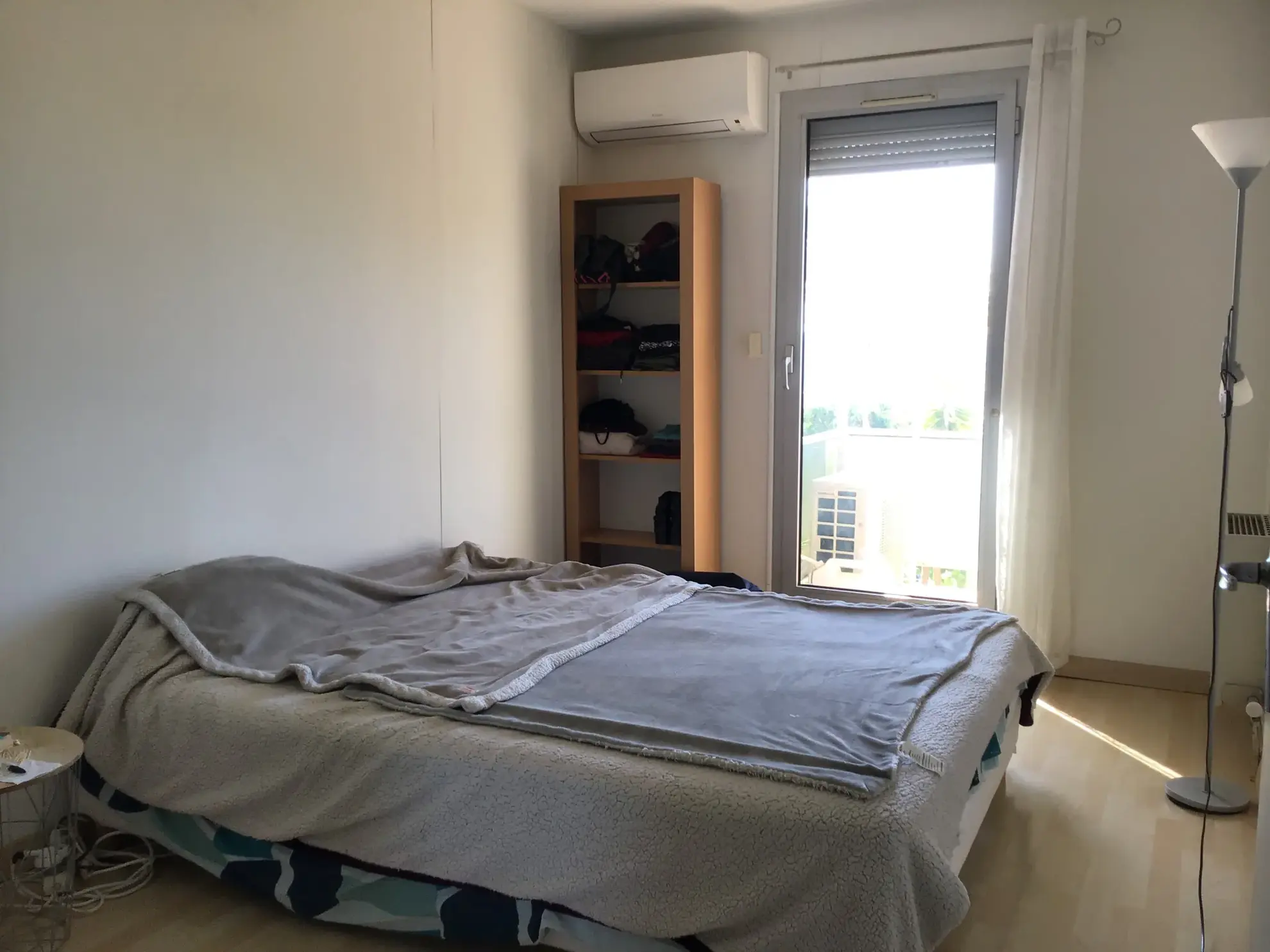 Appartement 2 pièces avec terrasse, garage et cave à Grasse - Vue sur Plascassier 