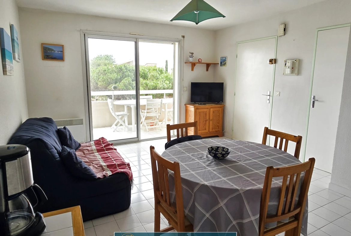 Vente d’un appartement lumineux de 42 m² à Valras Plage avec terrasse proche des plages 