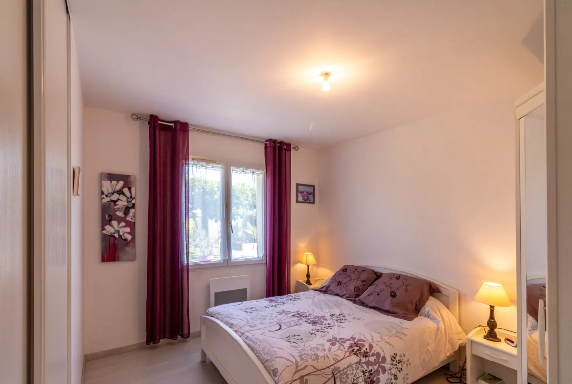 Maison de plain-pied à Chaniers avec jardin, 3 chambres, garage et terrasse 