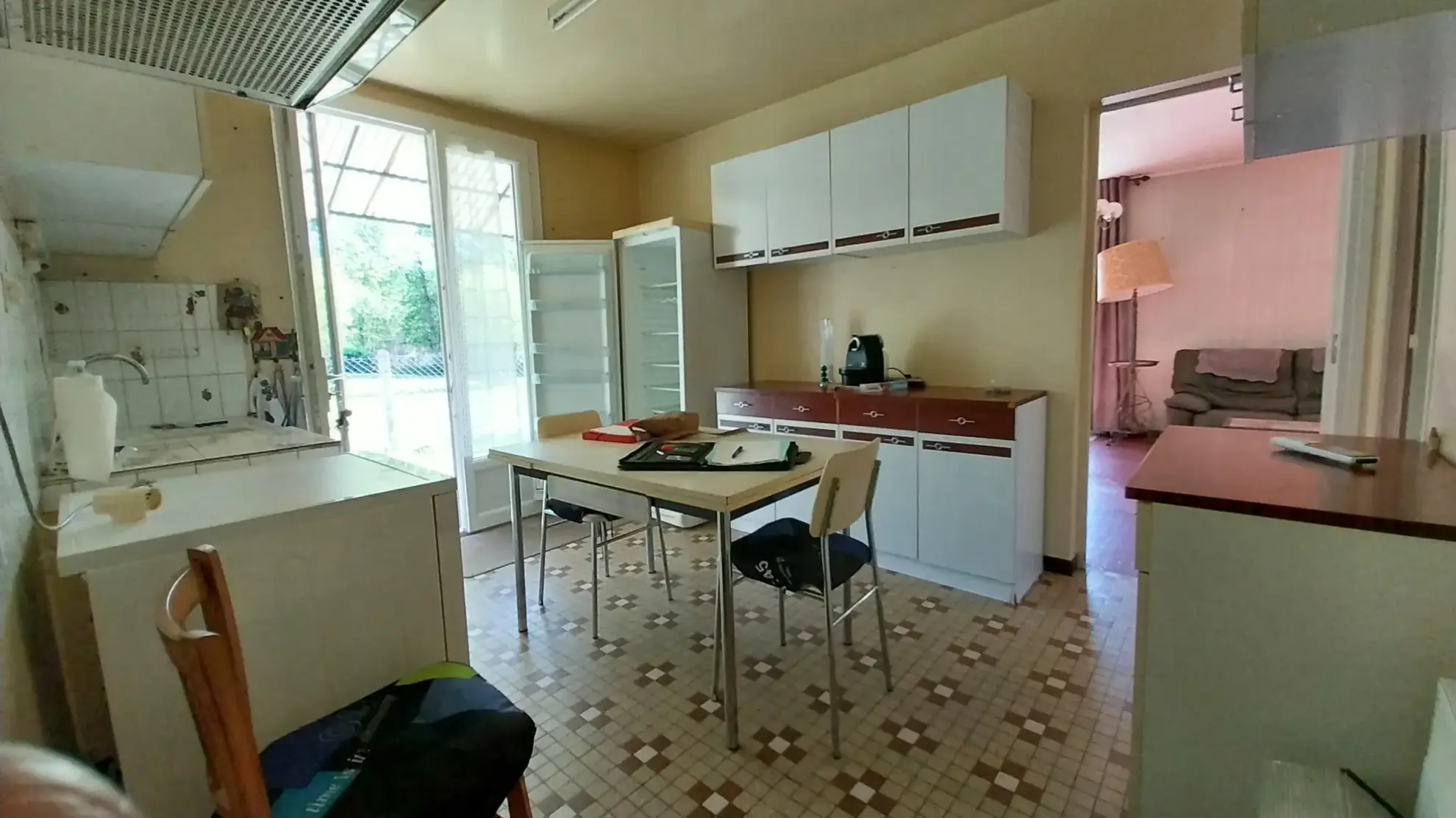 Maison de plain-pied avec 4 chambres, garage et jardin à Ribérac 