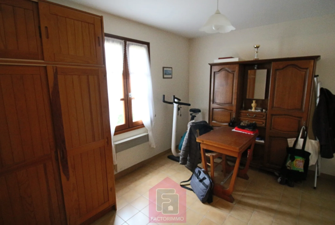 Belle maison d'architecte avec vue imprenable sur Puy l'évêque 
