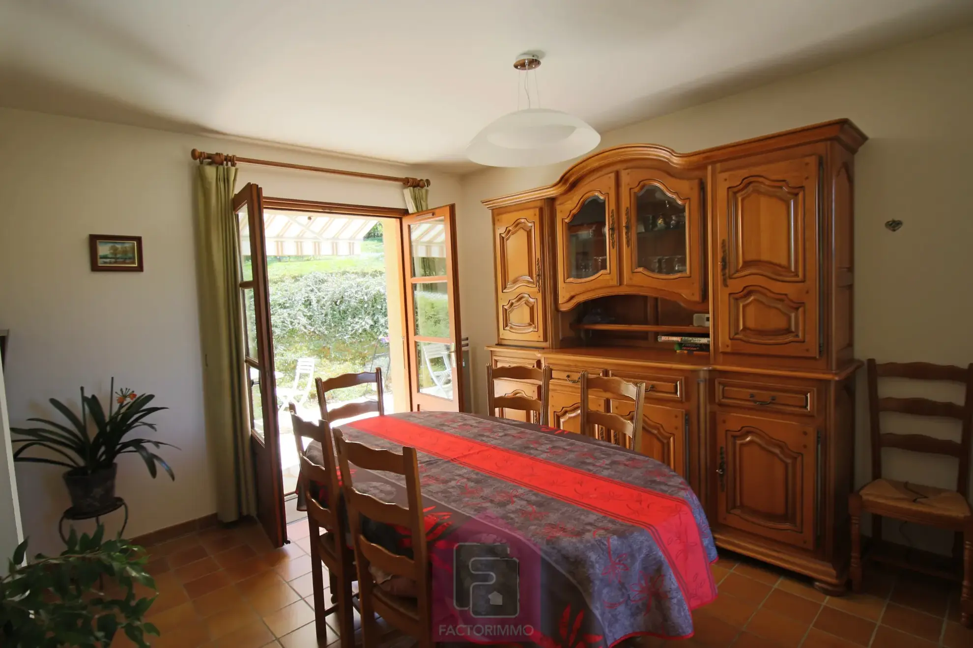 Belle maison d'architecte avec vue imprenable sur Puy l'évêque 