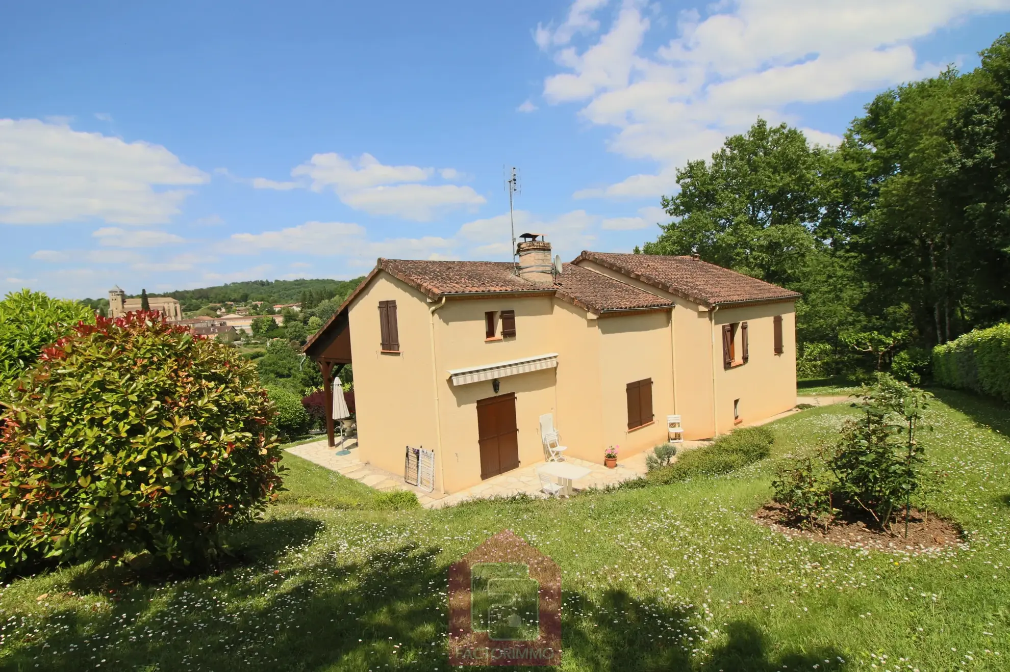 Belle maison d'architecte avec vue imprenable sur Puy l'évêque 