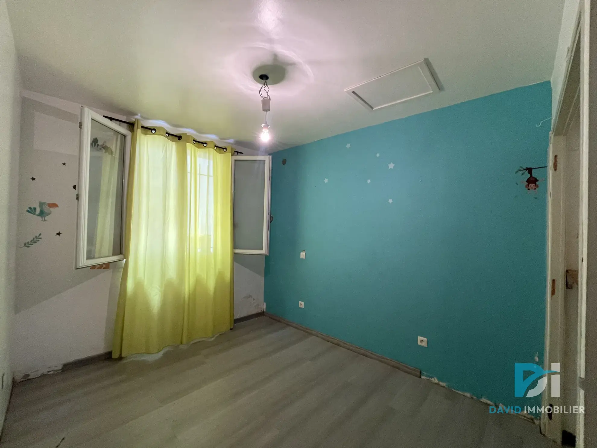 Appartement T3 rénové de 65 m² en rez-de-chaussée à Florensac 