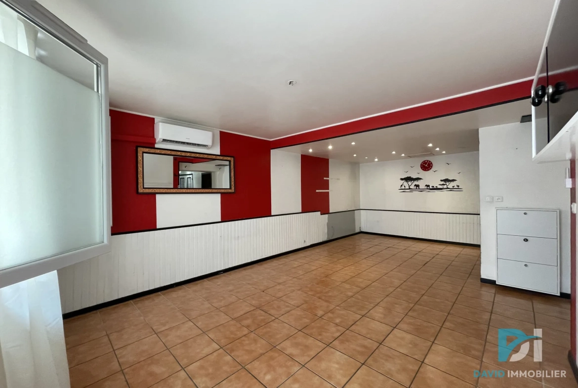 Appartement T3 rénové de 65 m² en rez-de-chaussée à Florensac 