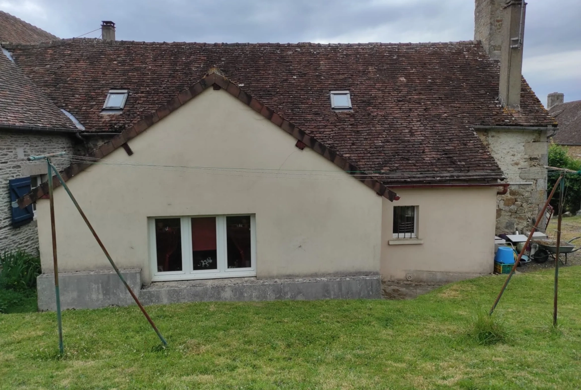 Maison familiale de 135 m² avec grange à Heloup, Normandie 