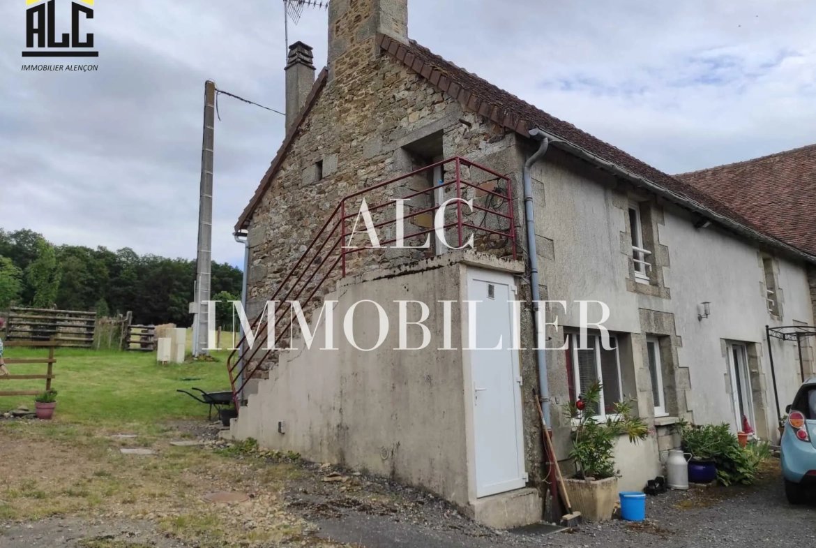 Maison familiale de 135 m² avec grange à Heloup, Normandie 