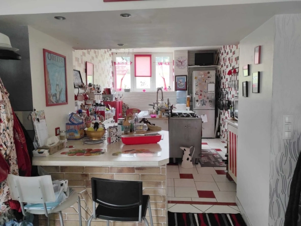 Maison familiale de 135 m² avec grange à Heloup, Normandie 