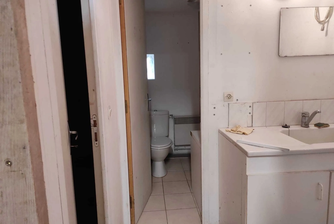 Maison familiale de 135 m² avec grange à Heloup, Normandie 