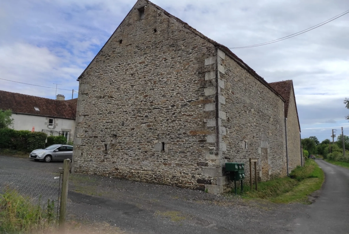 Maison familiale de 135 m² avec grange à Heloup, Normandie 