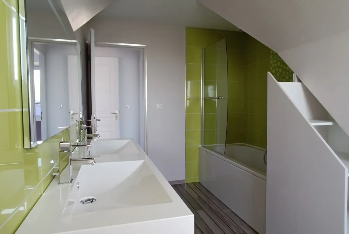 Pavillon en ossature bois de 134 m² au Hamelet - Maison récente avec jardin 