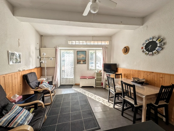 Charmante maison de village rénovée à Ornaisons, proche Narbonne