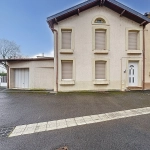Maison à rafraîchir à Rémilly avec grand potentiel et jardin