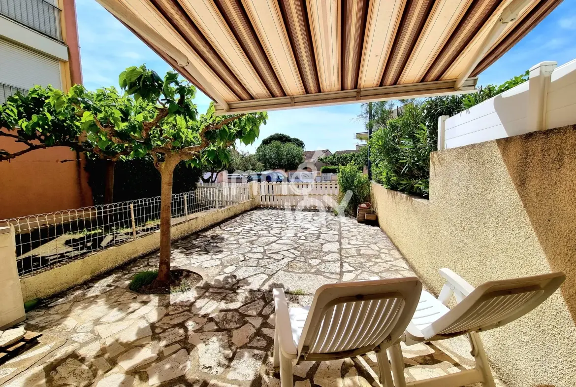 Appartement T2 cabine avec jardin à Narbonne-Plage près de la mer 