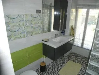 Maison T3 de 95 m² à Escales en vente aux enchères à 65 000 € 