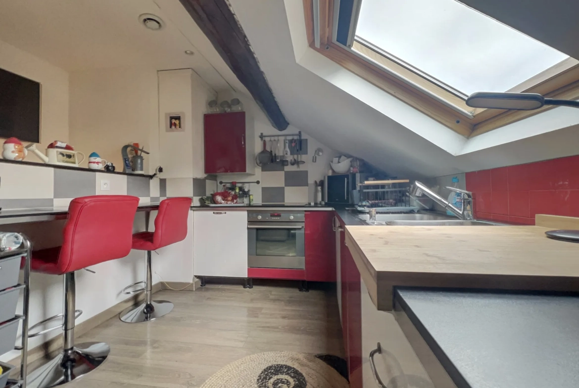Appartement rénové à Longwy proche gare avec parking et options d'extension 