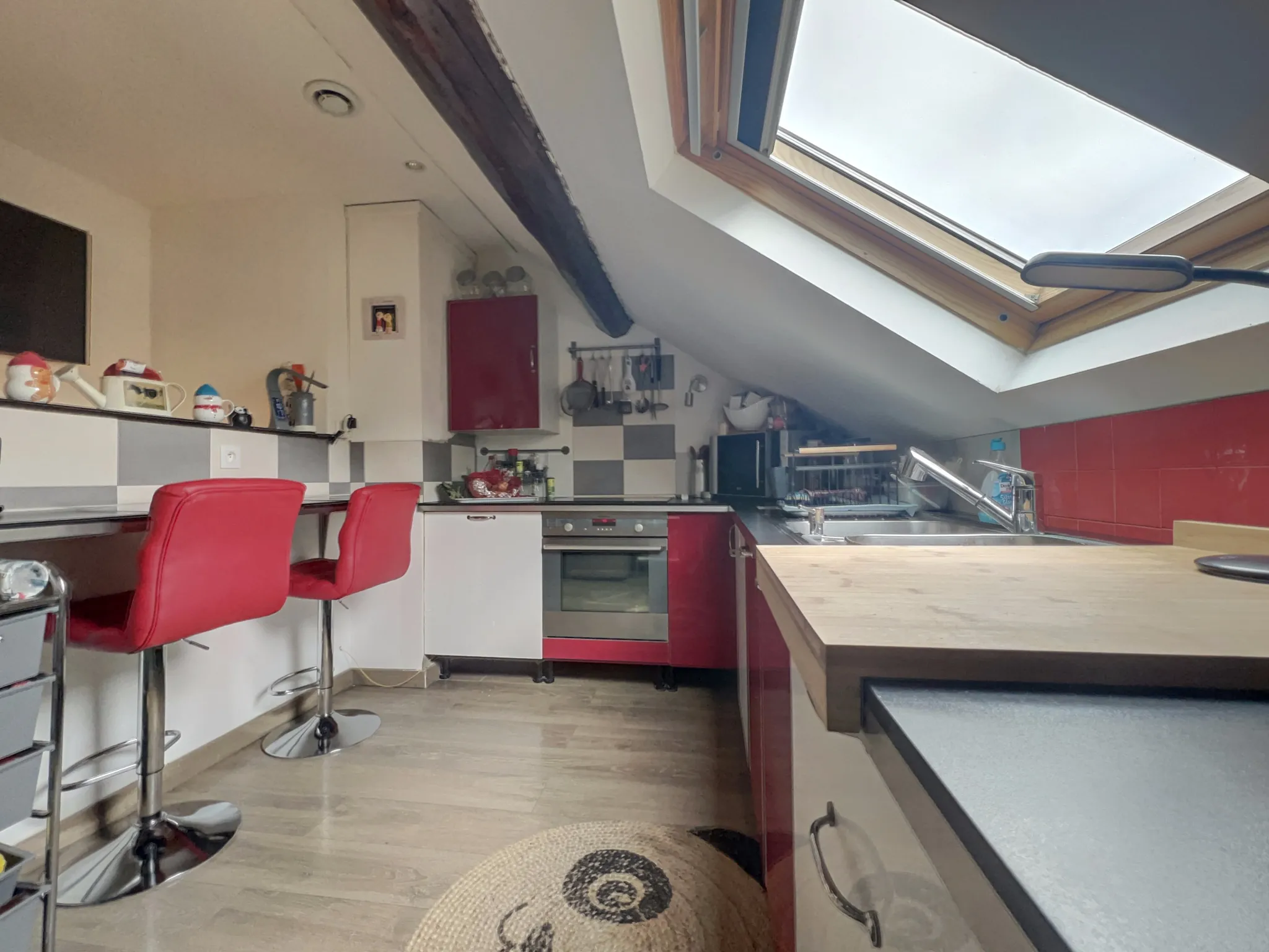 Appartement rénové à Longwy proche gare avec parking et options d'extension 