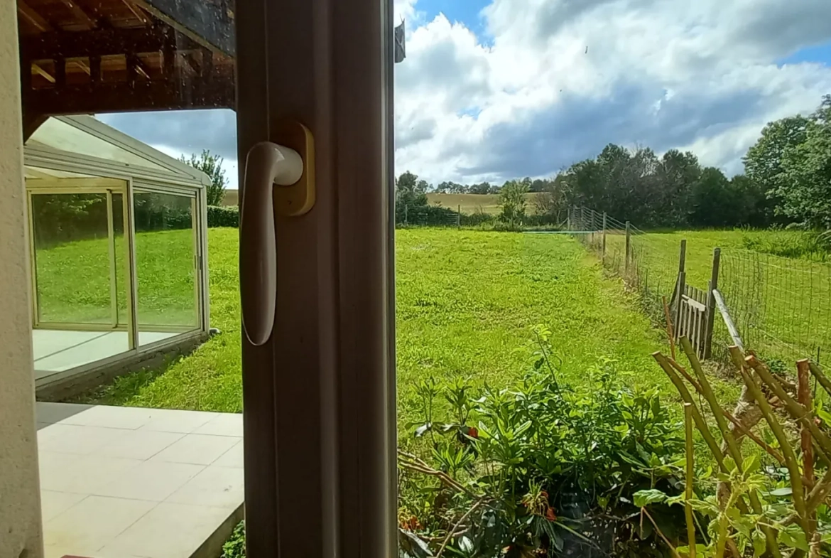 Charmante maison de 98 m² avec vue sur coteaux à Aux-Aussat 