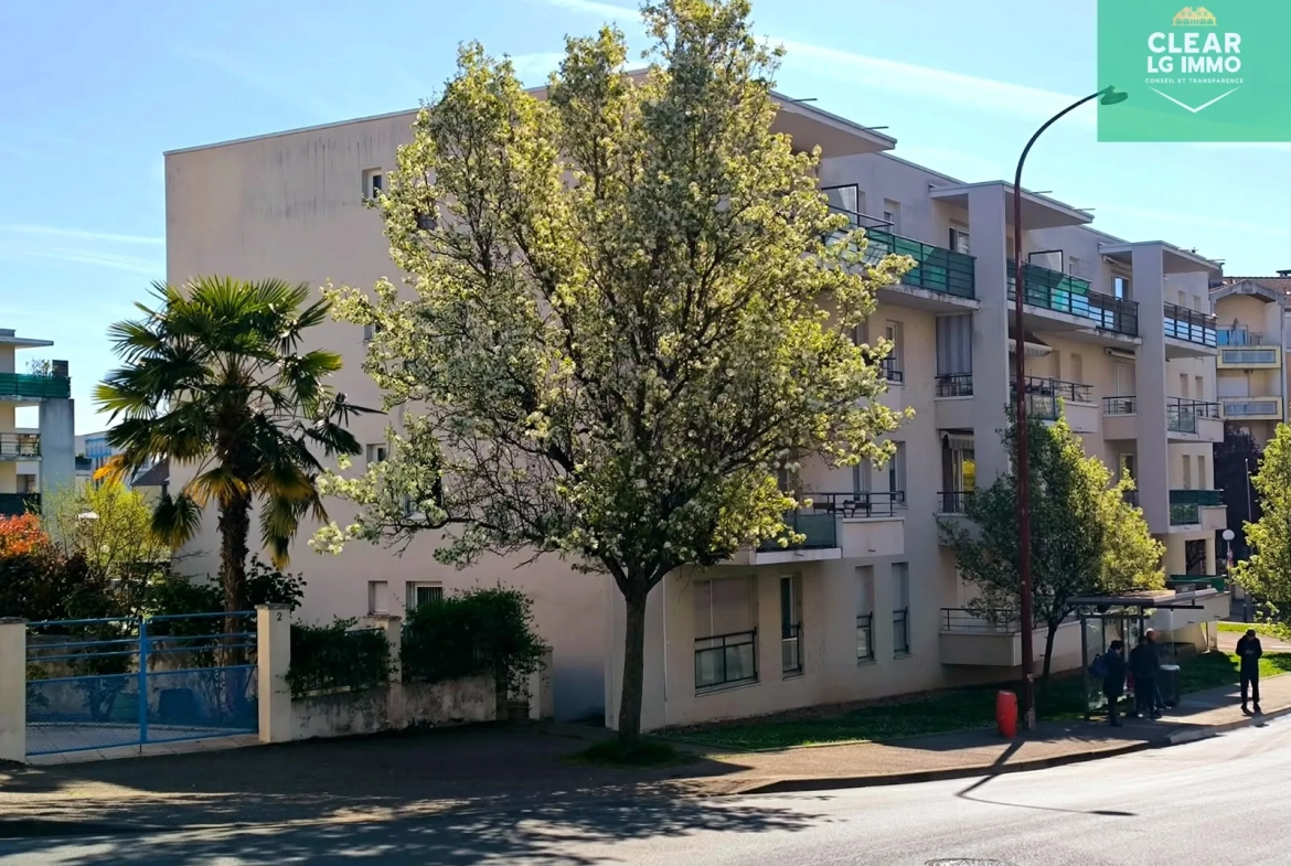 Appartement T2 de 48 m² à Metz Sablon avec parking, calme et vue verdoyante 