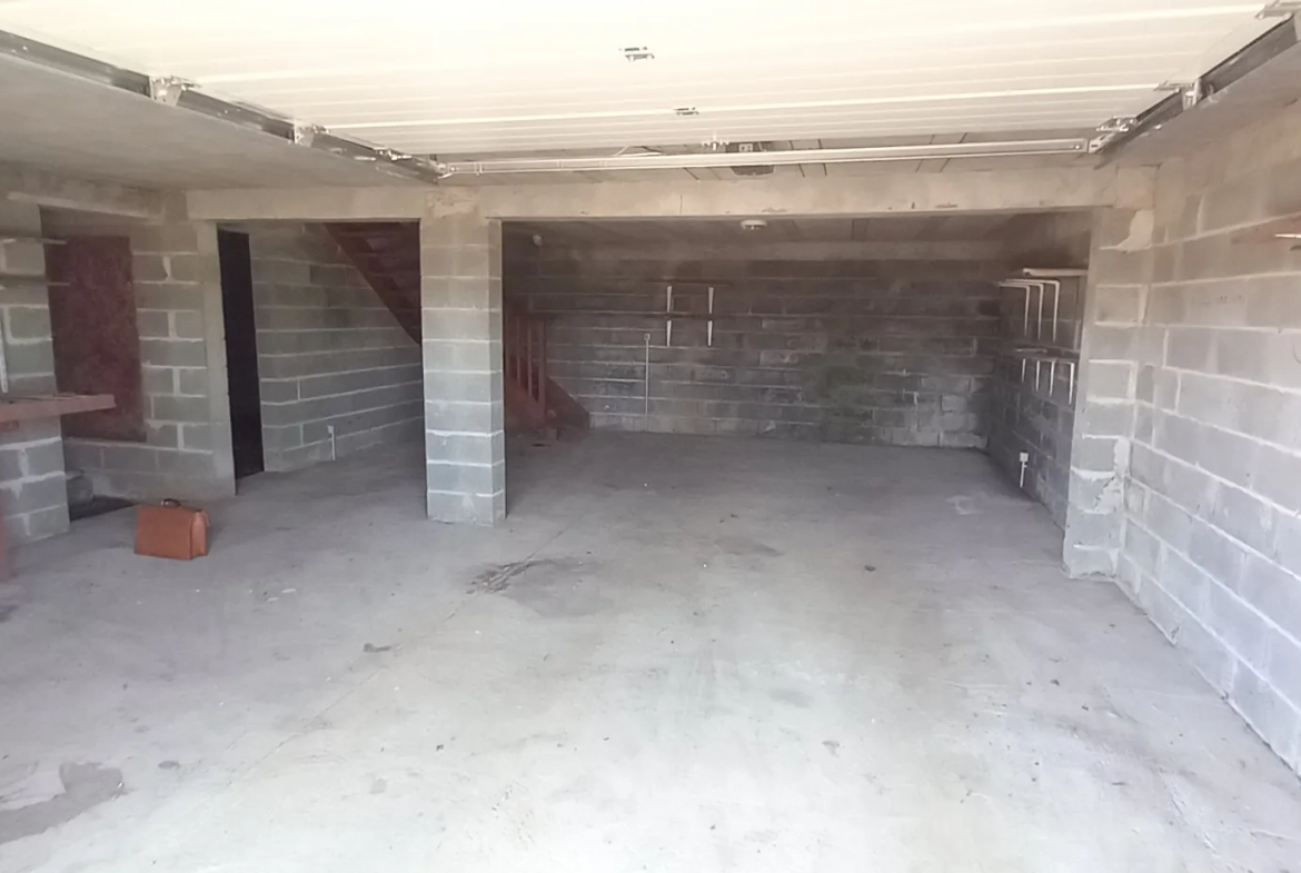 Charmante maison de 98 m² avec vue sur coteaux à Aux-Aussat 