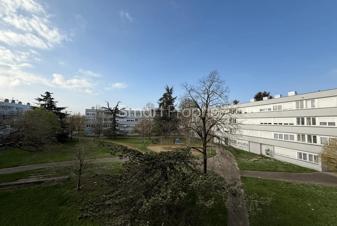 Appartement T2 de 52 m² à Cenon proche Parc Palmer et tramway 