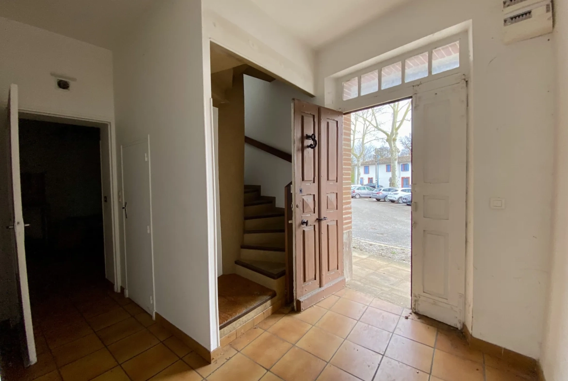 Immeuble à vendre à Nègrepelisse proche Montauban avec potentiel d'investissement 