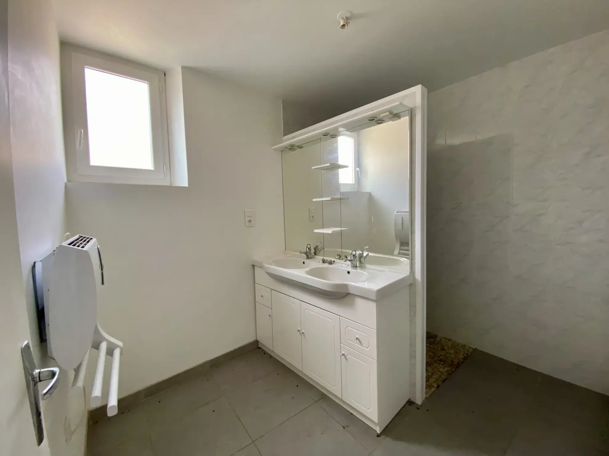 Immeuble à vendre à Nègrepelisse proche Montauban avec potentiel d'investissement 
