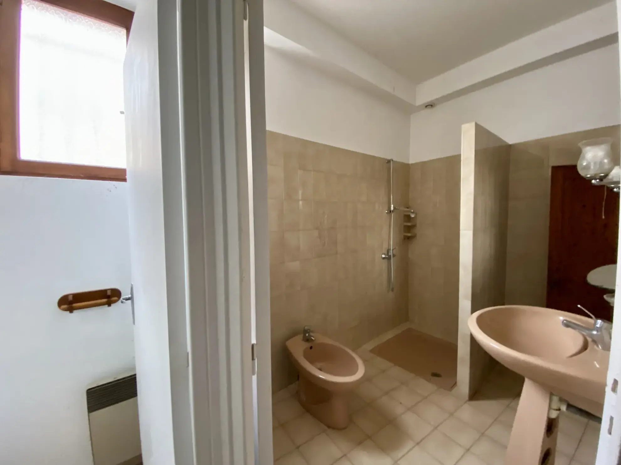 Immeuble à vendre à Nègrepelisse proche Montauban avec potentiel d'investissement 