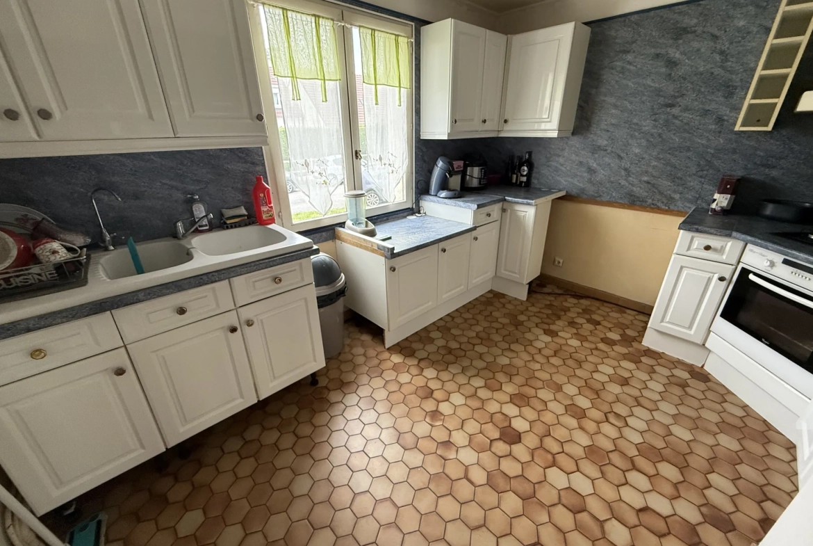 Maison traditionnelle avec sous-sol et terrain clos à Liancourt - Eco Immo 60 