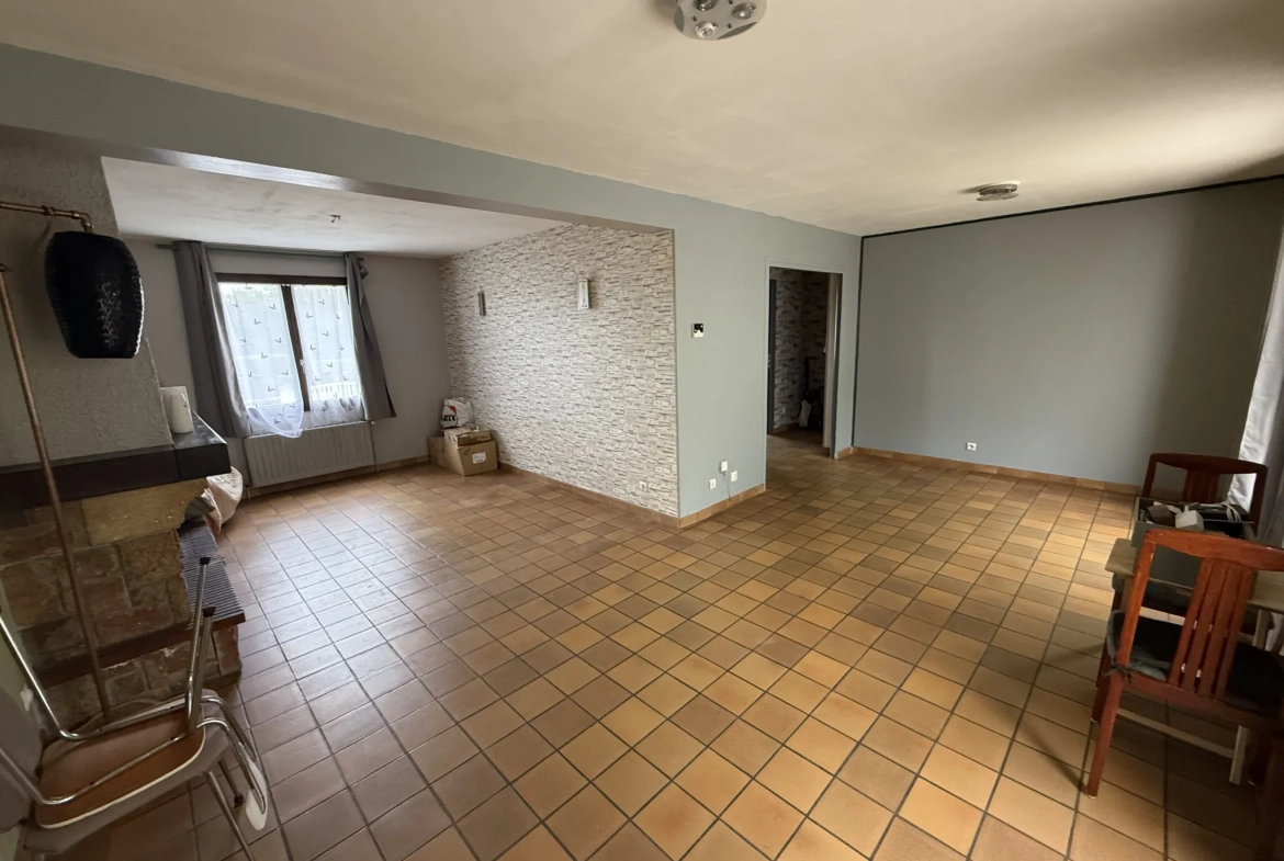 Maison traditionnelle avec sous-sol et terrain clos à Liancourt - Eco Immo 60 
