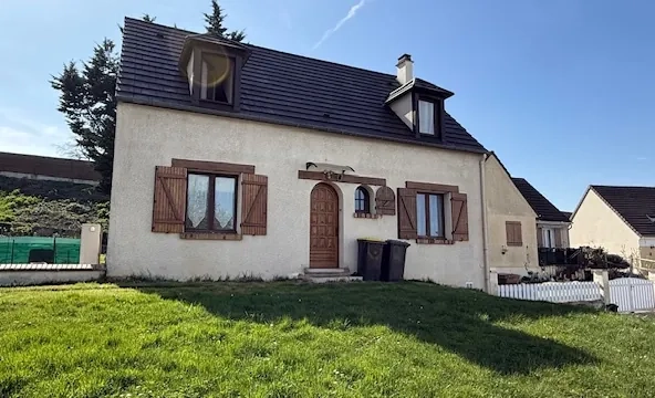 Maison traditionnelle avec sous-sol et terrain clos à Liancourt - Eco Immo 60