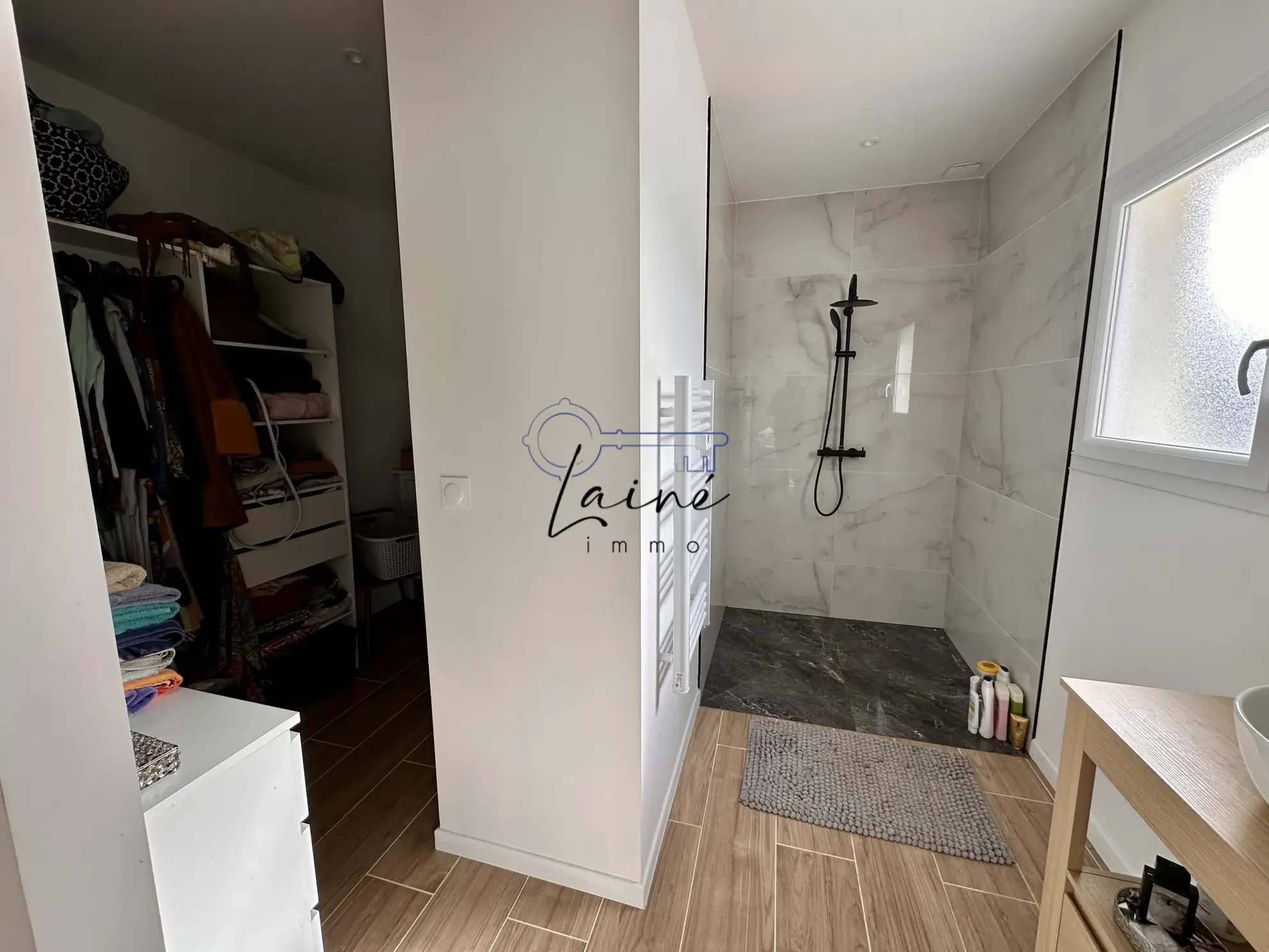 Maison moderne de plain-pied avec piscine à 15 km de Bergerac 