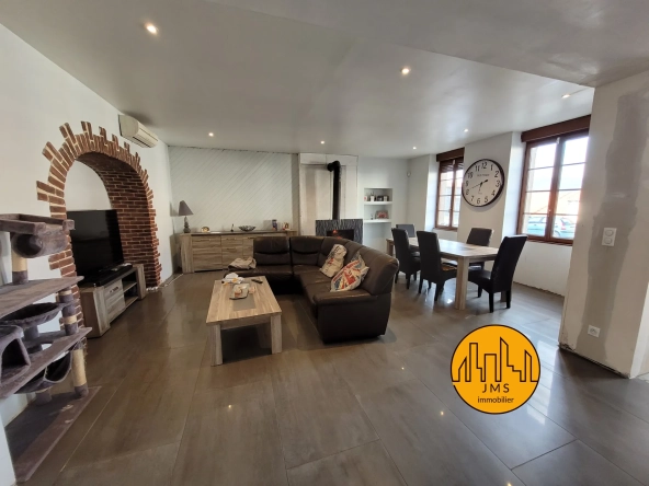 Spacieuse maison familiale de 210 m² à Chatillon avec grand terrain et garage