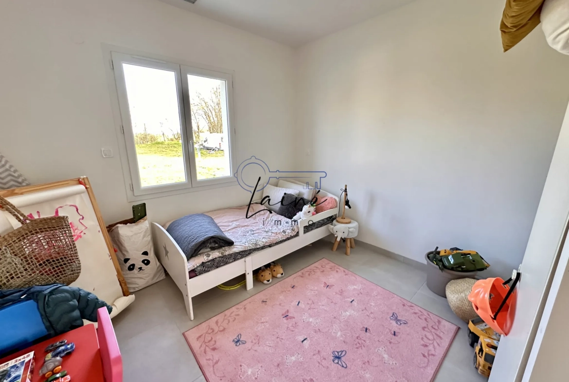 Maison moderne de plain-pied avec piscine à 15 km de Bergerac 