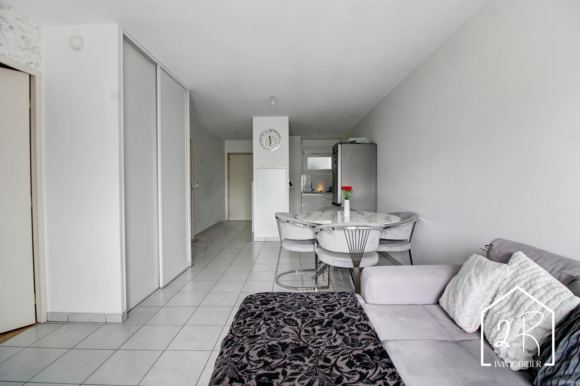 Vente appartement T3 de 60 m² à Feyzin avec terrasse et garage 
