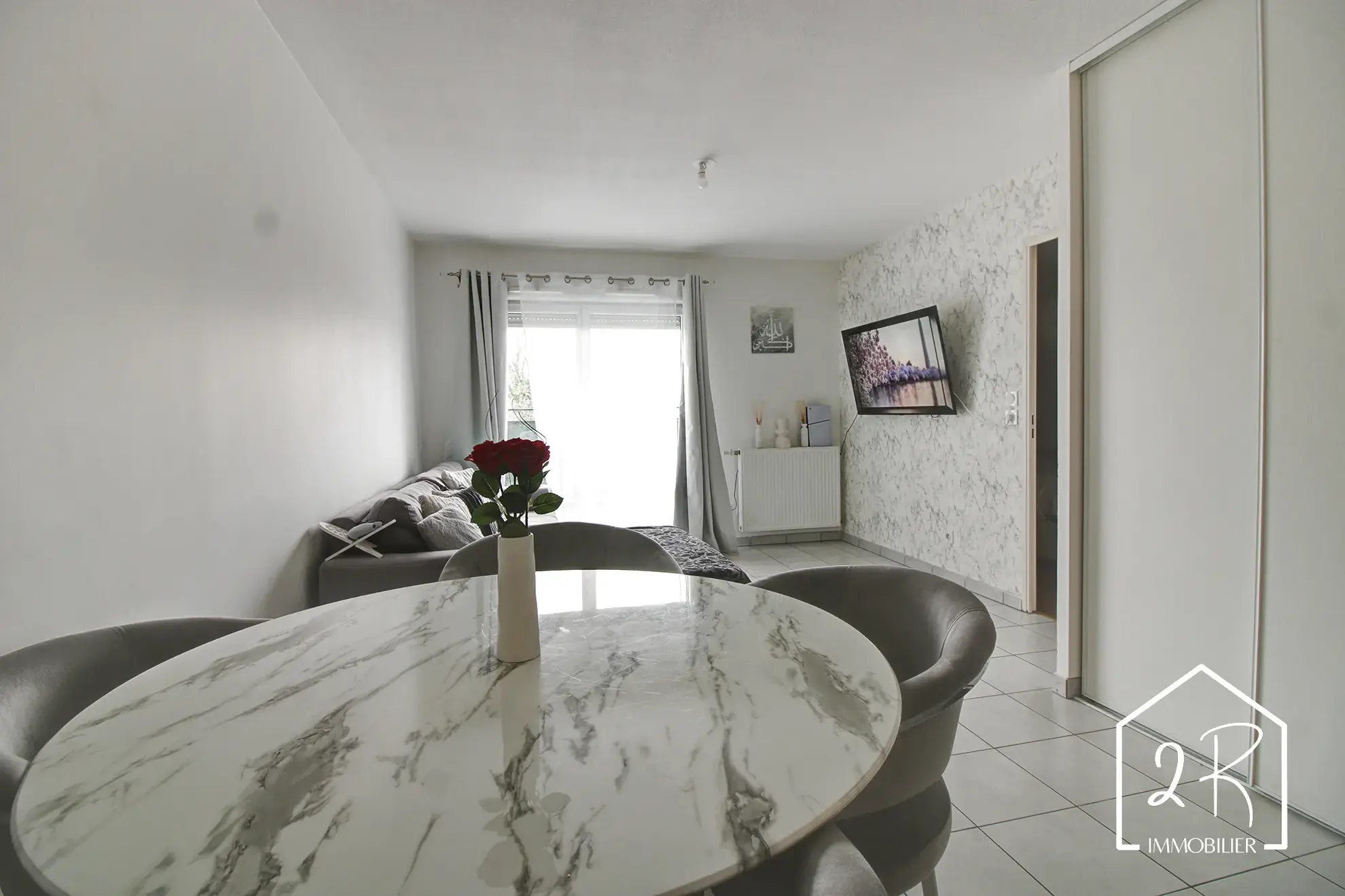 Vente appartement T3 de 60 m² à Feyzin avec terrasse et garage 