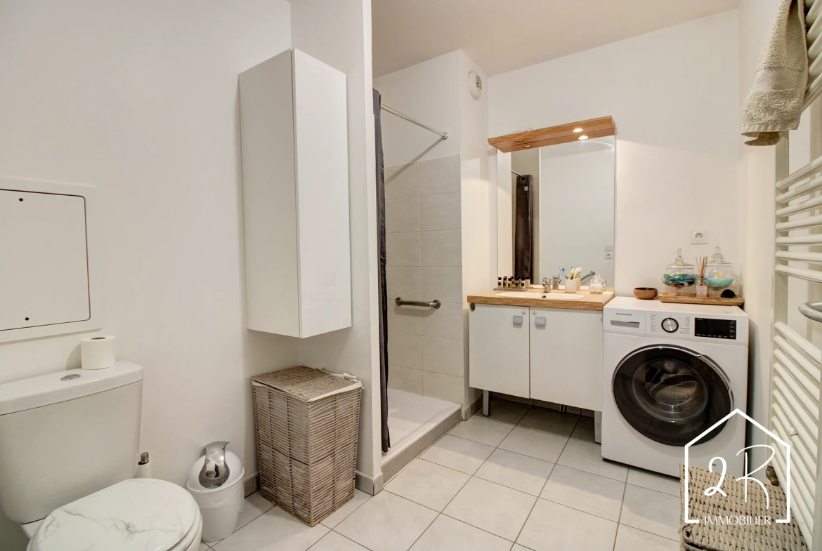 Vente appartement T3 de 60 m² à Feyzin avec terrasse et garage 