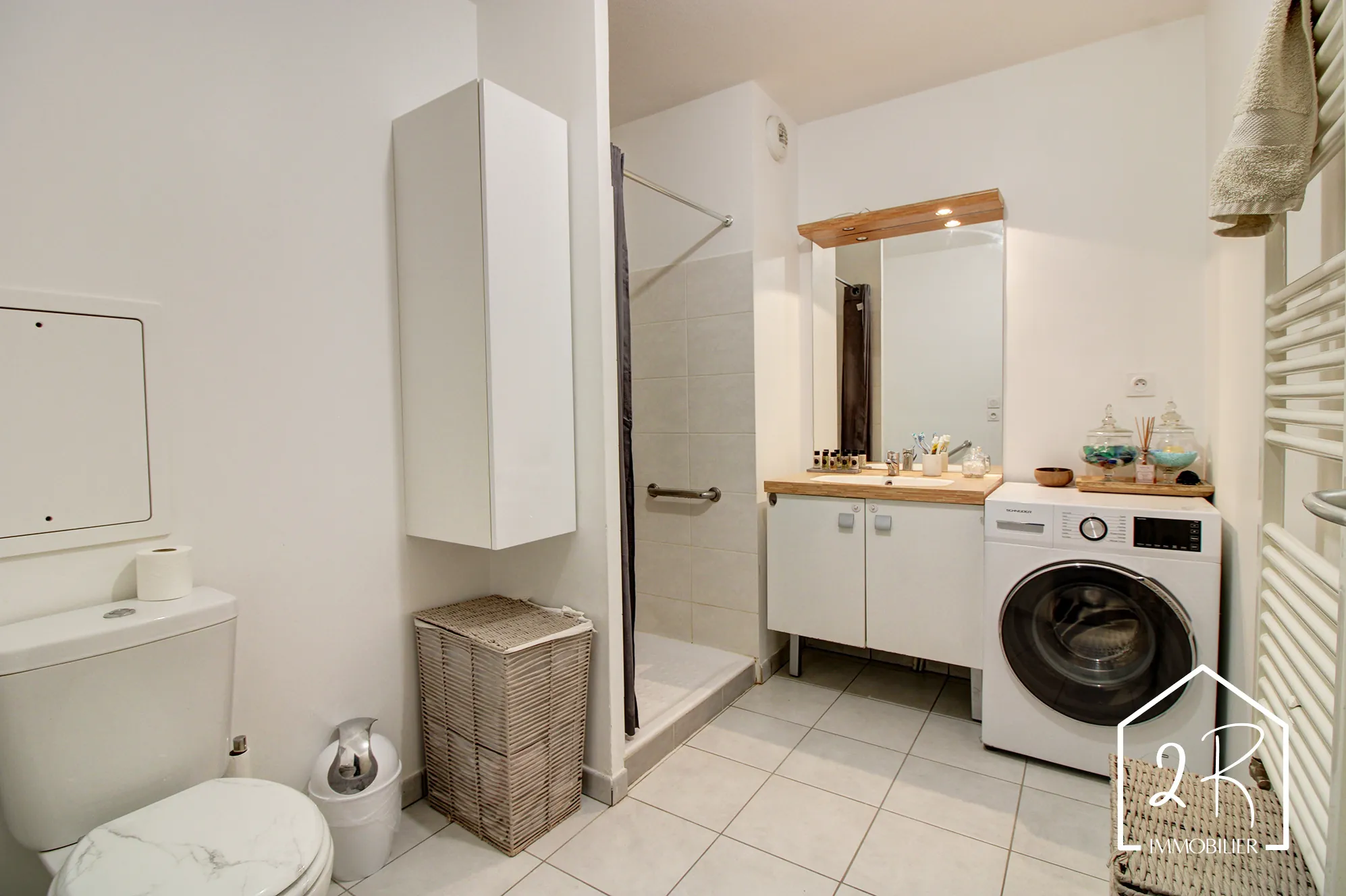 Vente appartement T3 de 60 m² à Feyzin avec terrasse et garage 