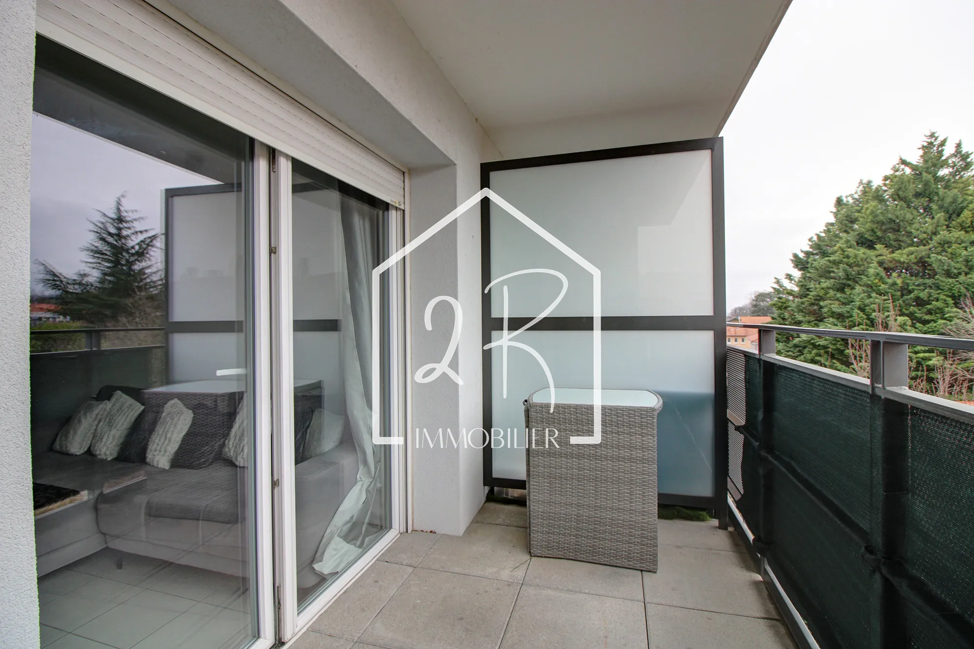 Vente appartement T3 de 60 m² à Feyzin avec terrasse et garage 
