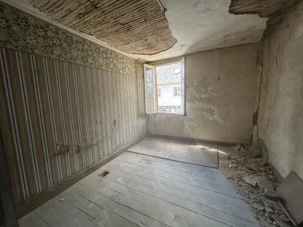Immeuble à vendre à Seilhac en Corrèze – Opportunité de rénovation 