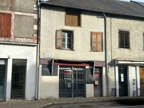 Immeuble à vendre à Seilhac en Corrèze – Opportunité de rénovation
