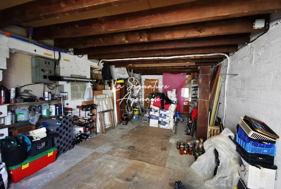 Maison spacieuse avec piscine, 3 chambres et dépendance à Le Passage 