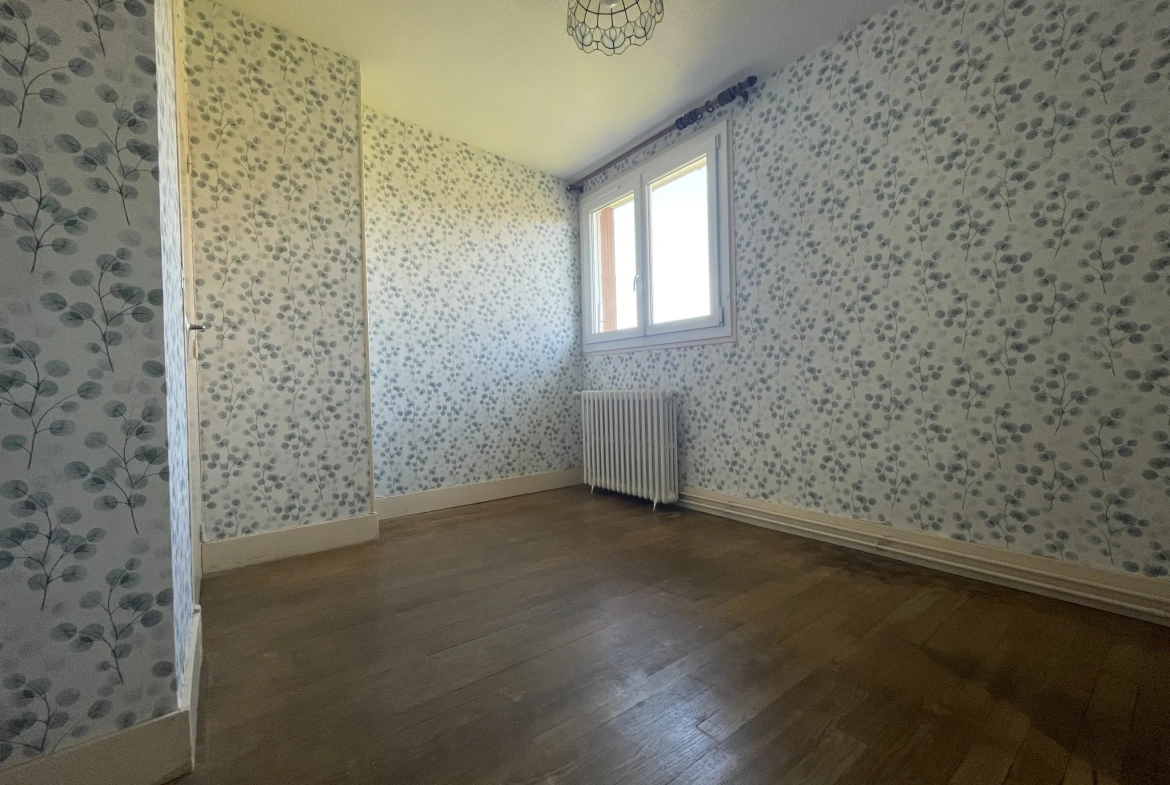 Maison 3 chambres en centre-ville de Prémery, prête à vivre 