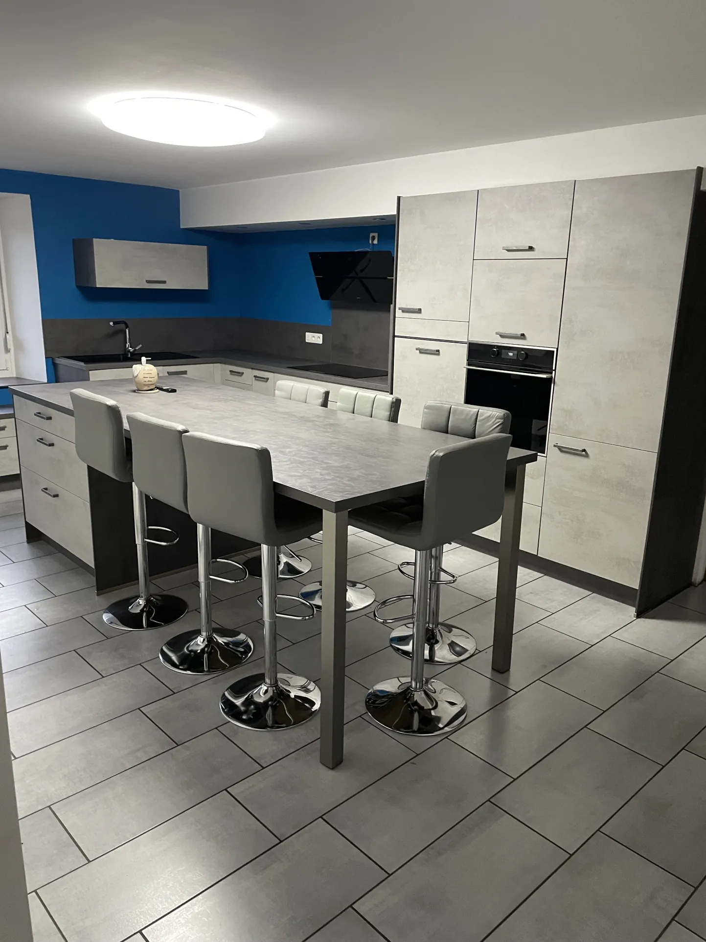 Maison familiale à Vittel, 5 chambres, garage, terrain, chauffage mixte à 20 min de Vittel 