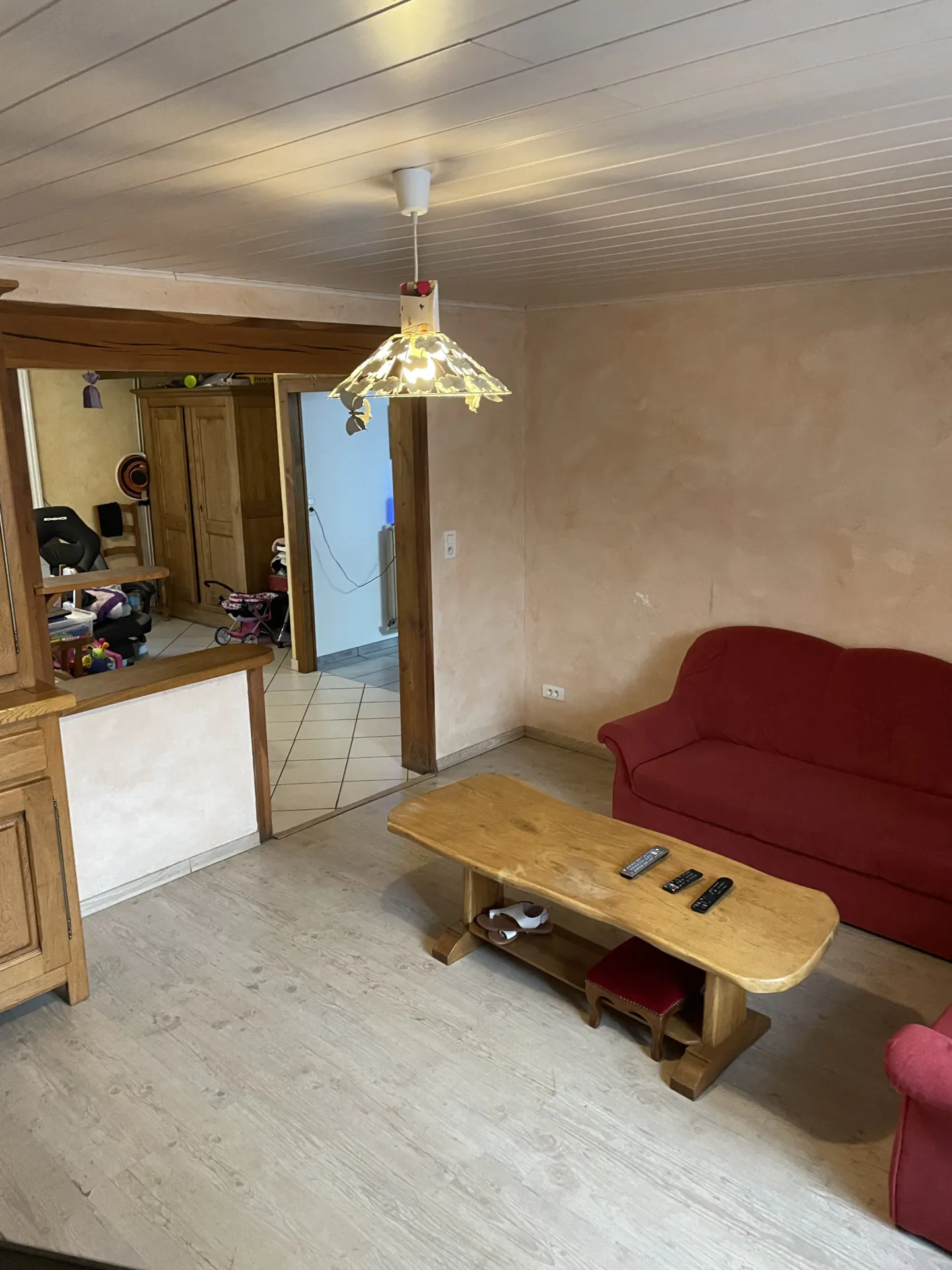 Maison familiale à Vittel, 5 chambres, garage, terrain, chauffage mixte à 20 min de Vittel 
